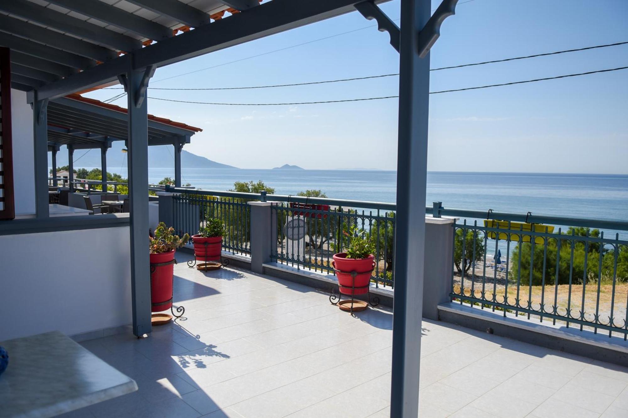 Angela Beach Apartments Votsalakia  エクステリア 写真